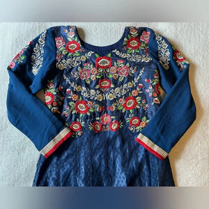 Stunning Indian Pakistani Formal Traditional Shalwar Kameez, blue red gold